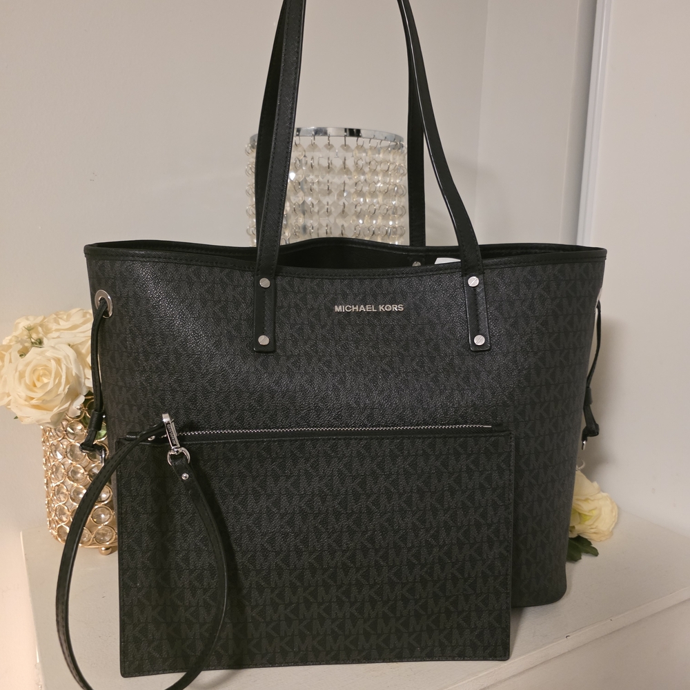 Michael Kors Black Tote Bag And Matching Wristlet